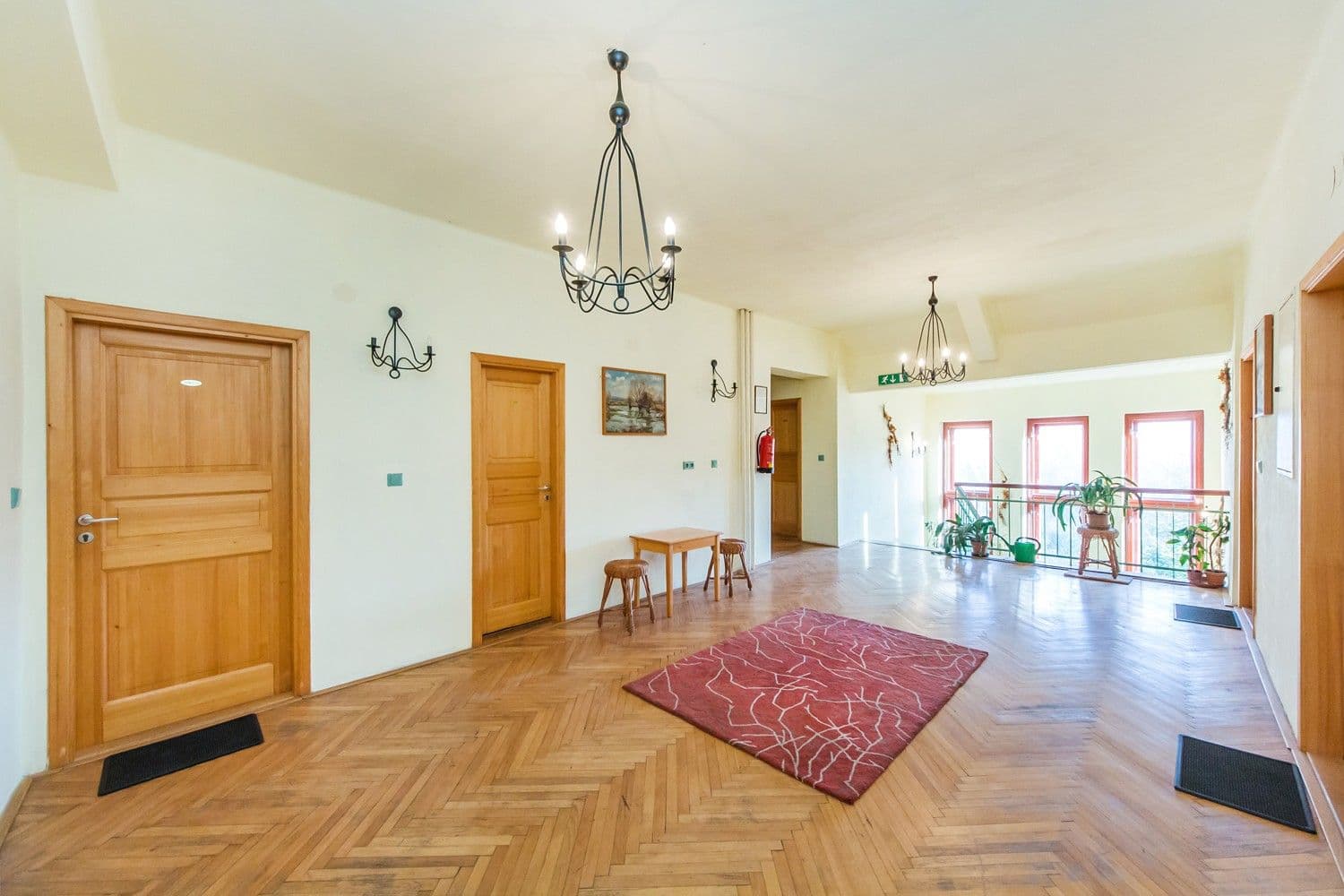 Predaj nebytového priestoru 1.200 m², Pecka, Královéhradecký kraj Predaj nebytového priestoru 1.200 m², Pecka, Královéhradecký kraj