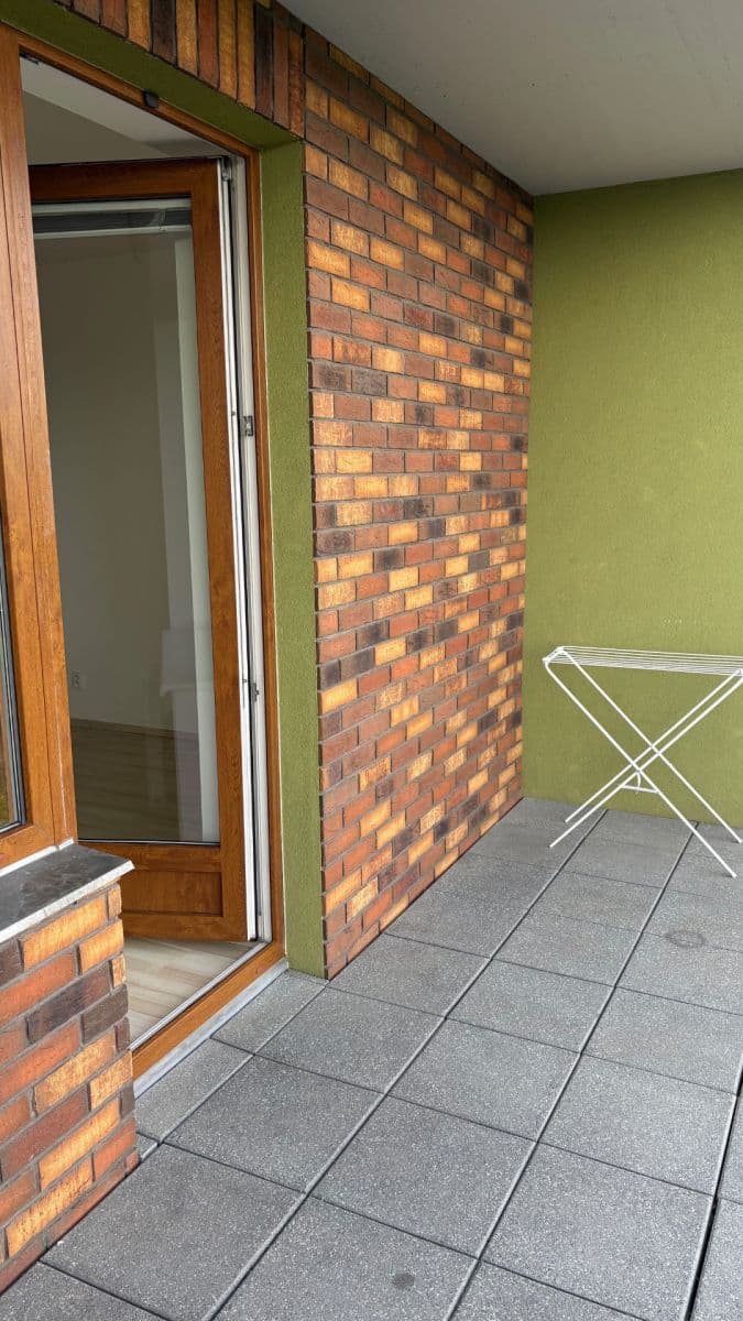 Prenájom bytu 1-izbový 37 m², U Leskavy, Brno, Jihomoravský kraj Prenájom bytu 1-izbový 37 m², U Leskavy, Brno, Jihomoravský kraj