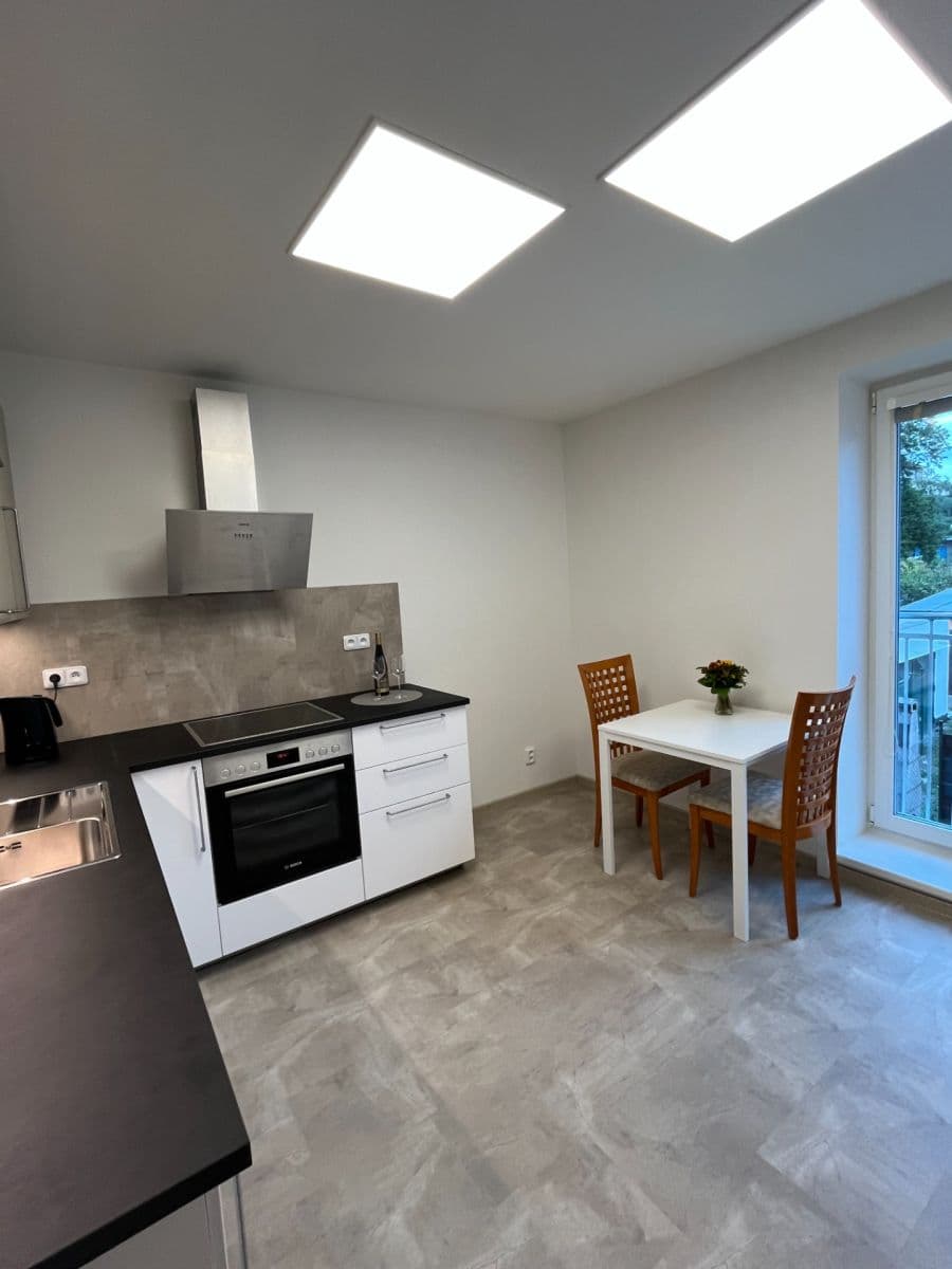 Prenájom bytu 1-izbový 46 m², Maškova, Brno, Jihomoravský kraj Prenájom bytu 1-izbový 46 m², Maškova, Brno, Jihomoravský kraj