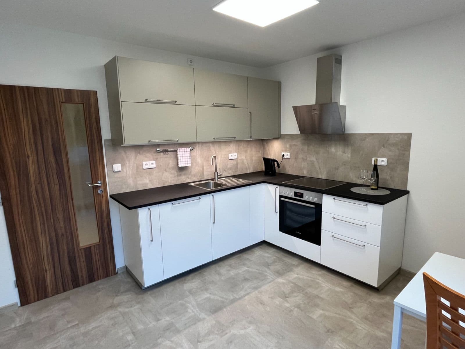 Prenájom bytu 1-izbový 46 m², Maškova, Brno, Jihomoravský kraj Prenájom bytu 1-izbový 46 m², Maškova, Brno, Jihomoravský kraj