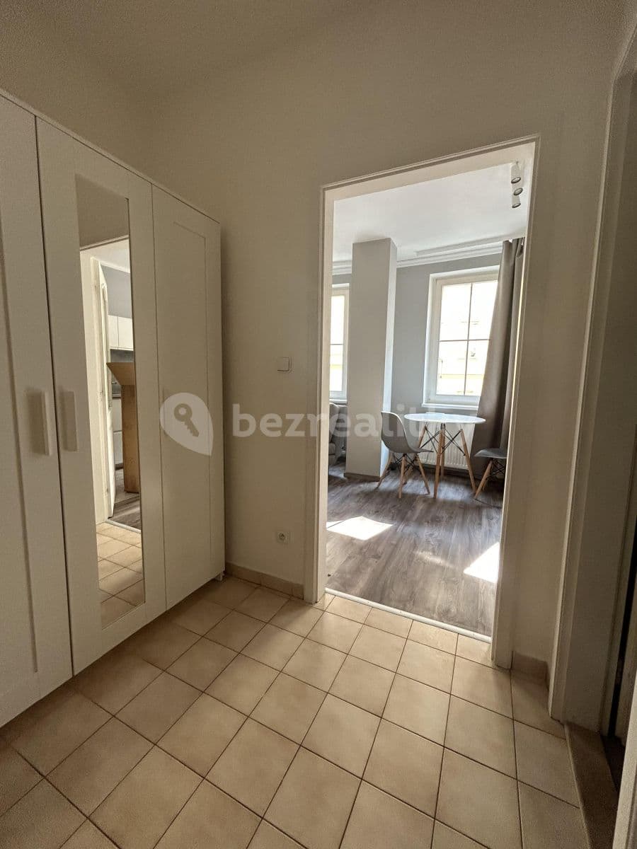 Prenájom bytu 1-izbový 30 m², Chelčického, Praha, Praha Prenájom bytu 1-izbový 30 m², Chelčického, Praha, Praha