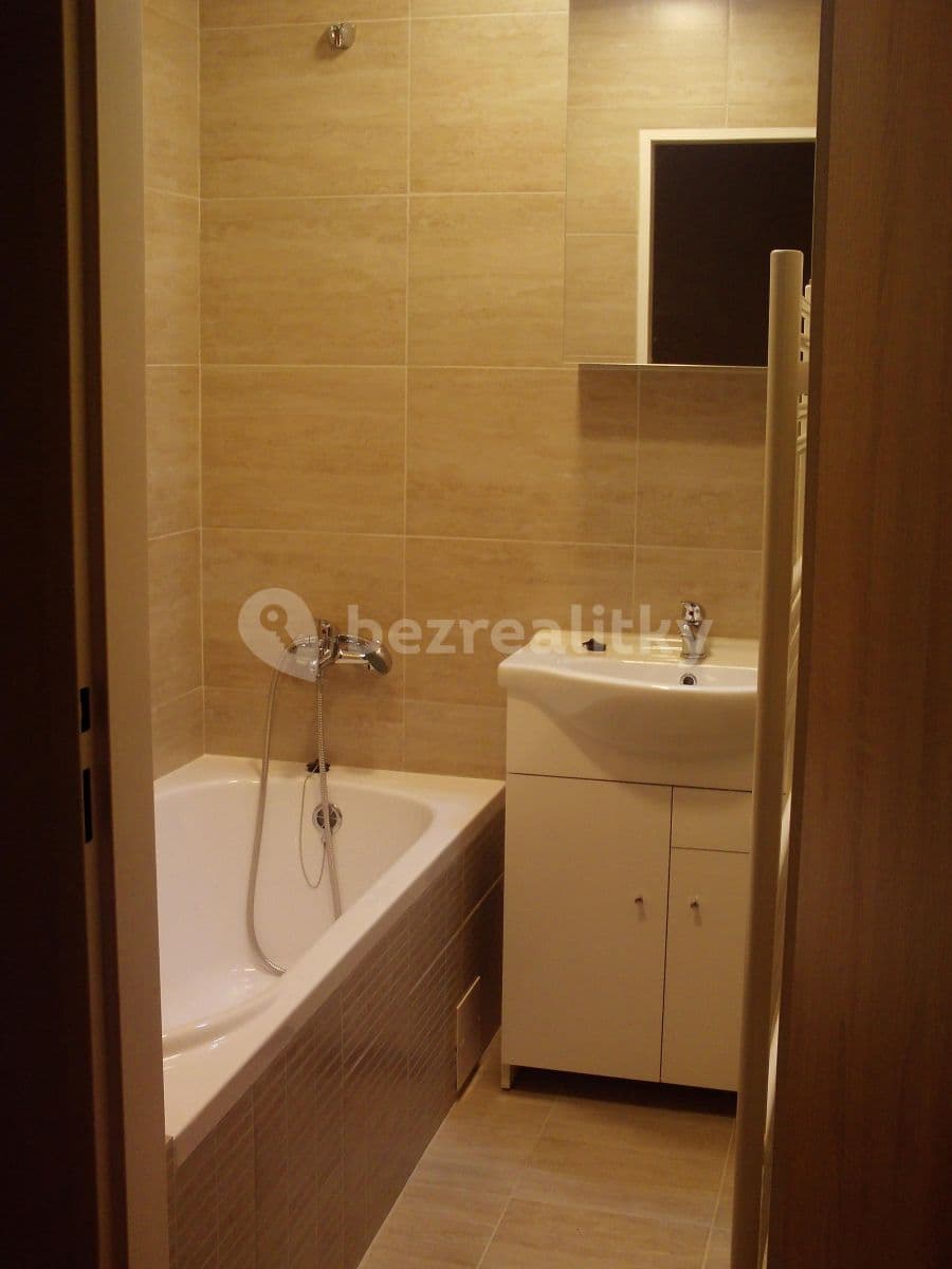 Prenájom bytu 2-izbový 43 m², Čimická, Praha, Praha Prenájom bytu 2-izbový 43 m², Čimická, Praha, Praha