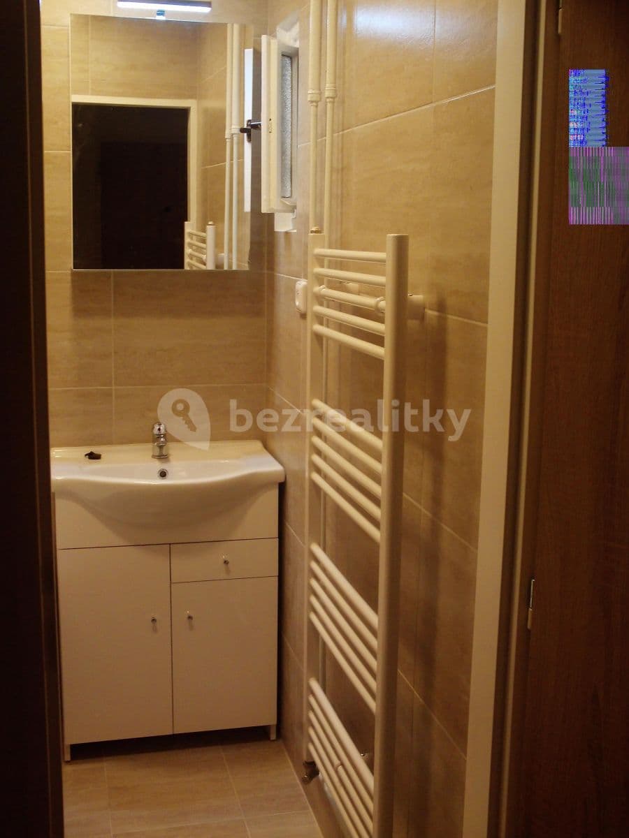 Prenájom bytu 2-izbový 43 m², Čimická, Praha, Praha Prenájom bytu 2-izbový 43 m², Čimická, Praha, Praha