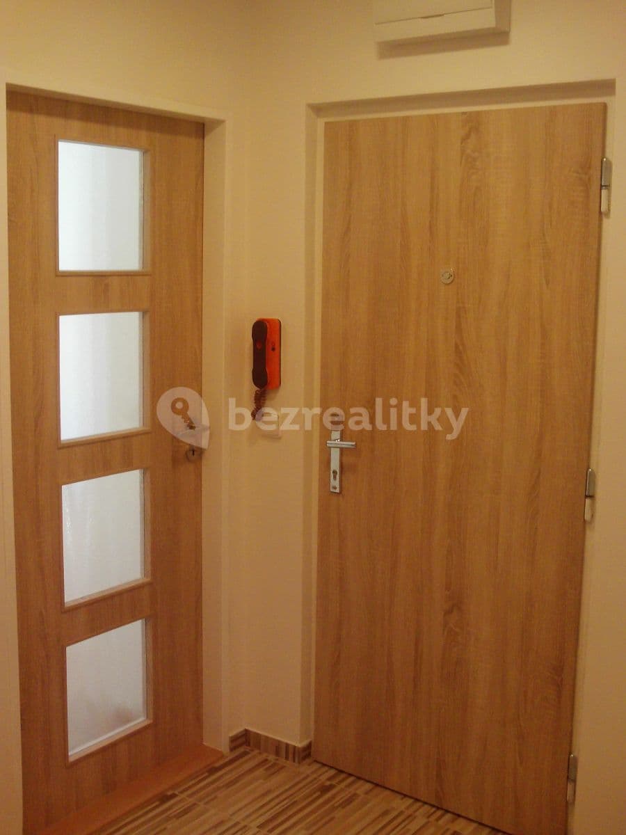 Prenájom bytu 2-izbový 43 m², Čimická, Praha, Praha Prenájom bytu 2-izbový 43 m², Čimická, Praha, Praha