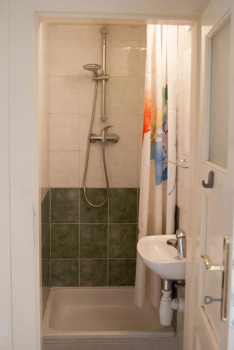 Prenájom bytu 2-izbový 45 m², Trávníky, Brno, Jihomoravský kraj Prenájom bytu 2-izbový 45 m², Trávníky, Brno, Jihomoravský kraj