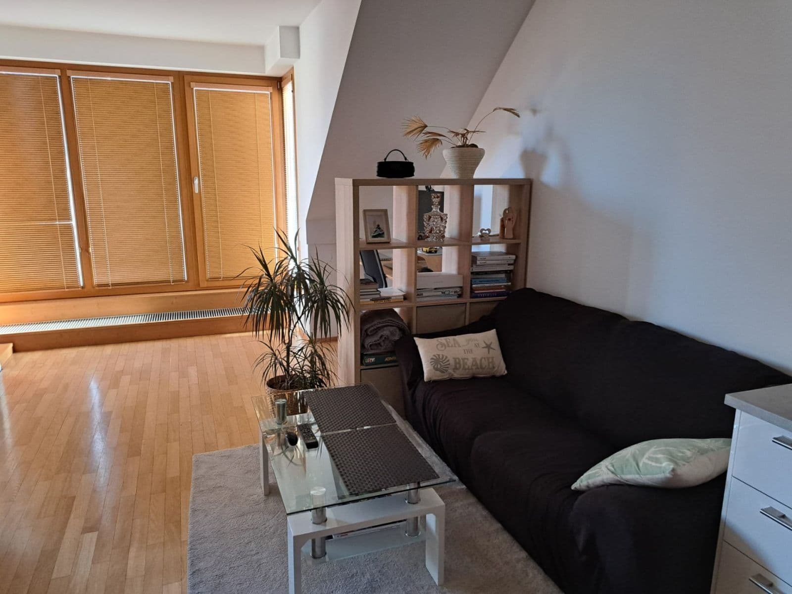 Prenájom bytu 2-izbový 63 m², U Proseckého Kostela, Praha, Praha Prenájom bytu 2-izbový 63 m², U Proseckého Kostela, Praha, Praha