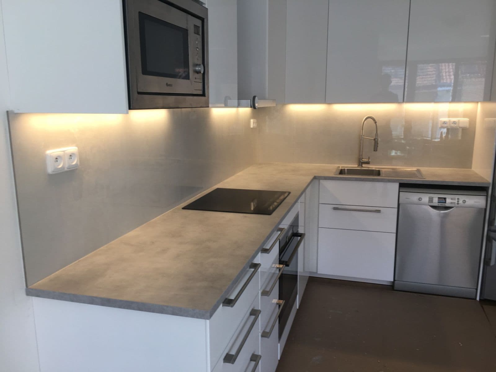 Prenájom bytu 2-izbový 63 m², U Proseckého Kostela, Praha, Praha Prenájom bytu 2-izbový 63 m², U Proseckého Kostela, Praha, Praha