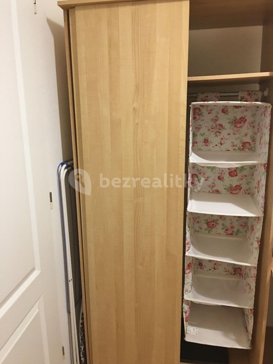 Prenájom bytu Garsoniéra 24 m², Petřínská, Praha, Praha Prenájom bytu Garsoniéra 24 m², Petřínská, Praha, Praha