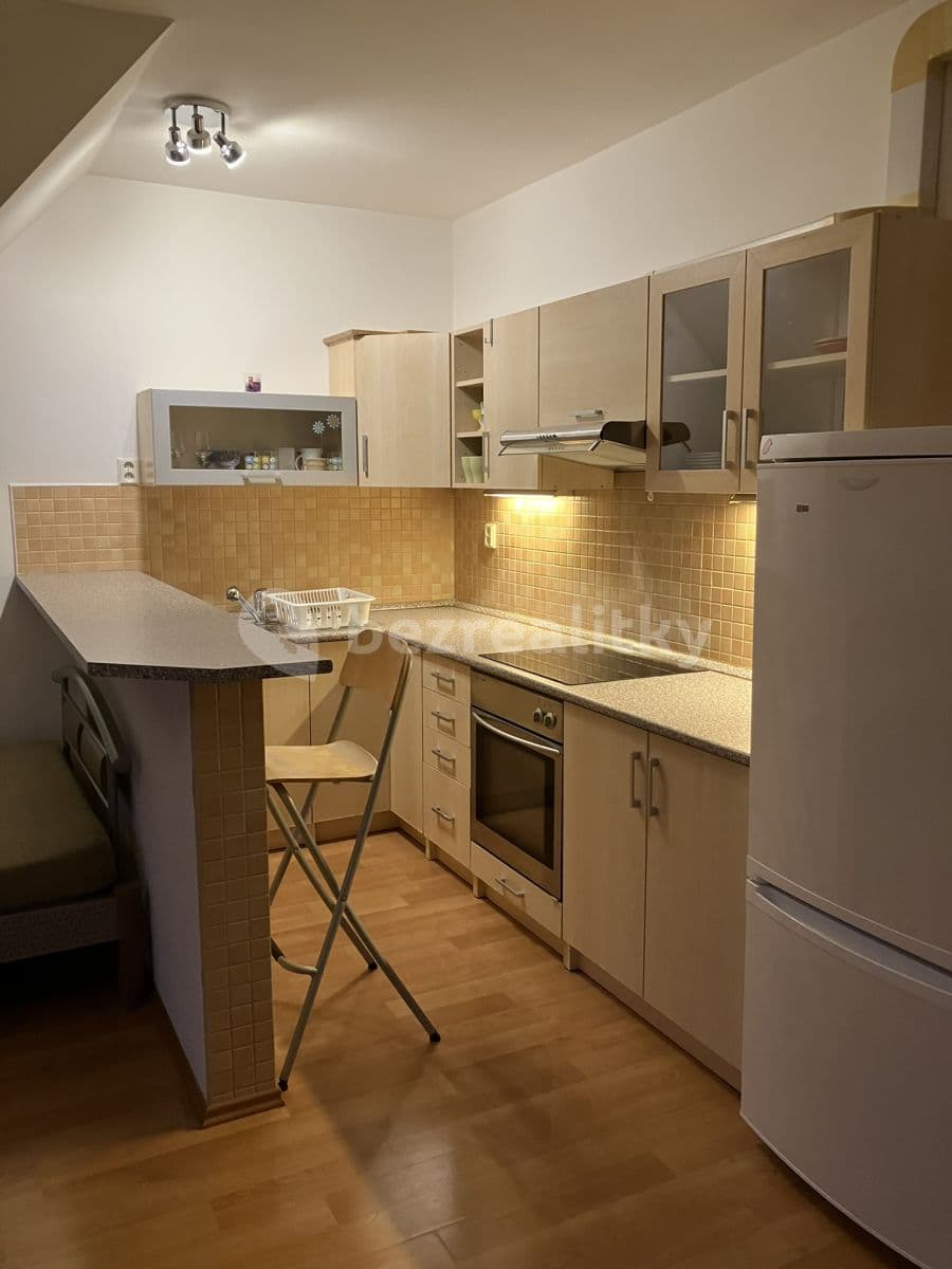 Prenájom bytu 1-izbový 39 m², Do Polí, Jesenice, Středočeský kraj Prenájom bytu 1-izbový 39 m², Do Polí, Jesenice, Středočeský kraj