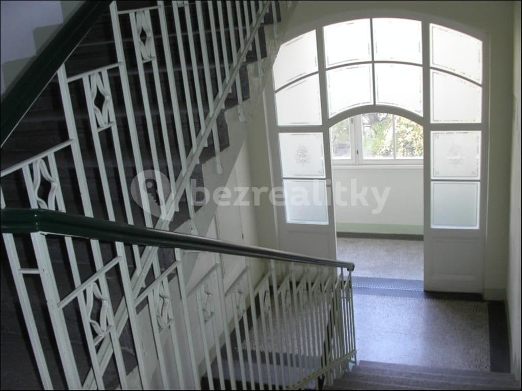 Prenájom bytu 2-izbový 55 m², Velehradská, Praha, Praha Prenájom bytu 2-izbový 55 m², Velehradská, Praha, Praha
