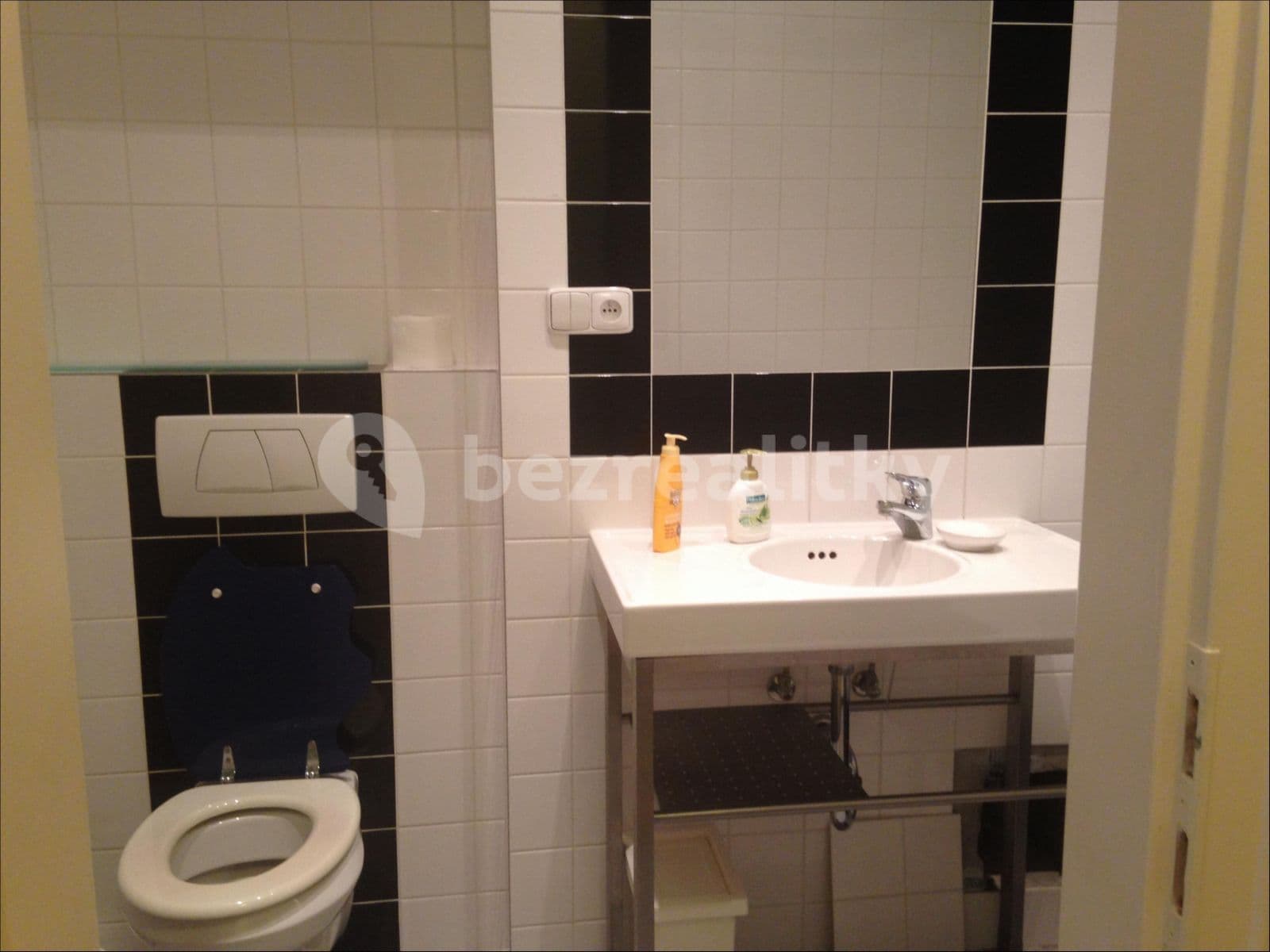 Prenájom bytu 2-izbový 75 m², Myslíkova, Praha, Praha Prenájom bytu 2-izbový 75 m², Myslíkova, Praha, Praha