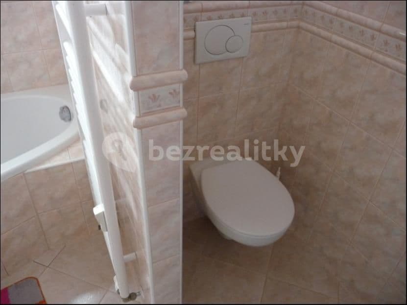 Prenájom bytu 2-izbový 74 m², Nejdlova, Karlovy Vary, Karlovarský kraj Prenájom bytu 2-izbový 74 m², Nejdlova, Karlovy Vary, Karlovarský kraj