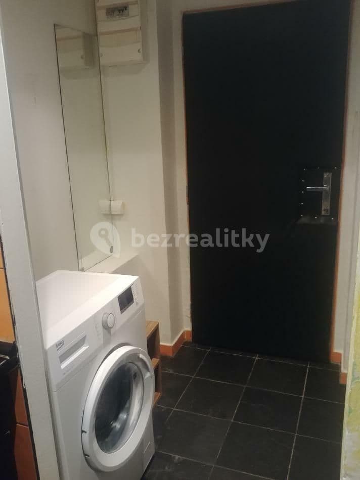 Prenájom bytu Garsoniéra 27 m², Štúrova, Praha, Praha Prenájom bytu Garsoniéra 27 m², Štúrova, Praha, Praha