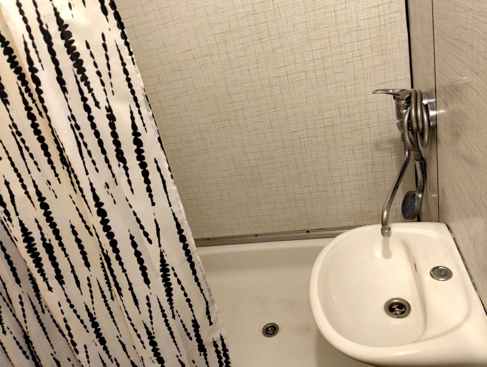 Prenájom bytu Garsoniéra 20 m², Větrná, Ústí nad Labem, Ústecký kraj Prenájom bytu Garsoniéra 20 m², Větrná, Ústí nad Labem, Ústecký kraj