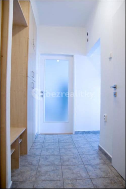 Prenájom bytu 3-izbový 60 m², Luštěnická, Praha, Praha Prenájom bytu 3-izbový 60 m², Luštěnická, Praha, Praha