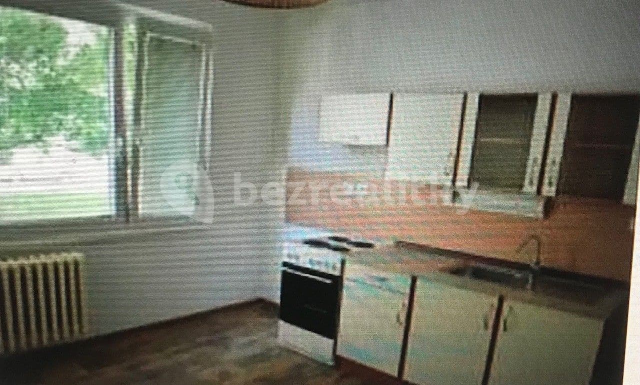 Prenájom bytu 2-izbový 39 m², Komenského náměstí, Litomyšl, Pardubický kraj Prenájom bytu 2-izbový 39 m², Komenského náměstí, Litomyšl, Pardubický kraj