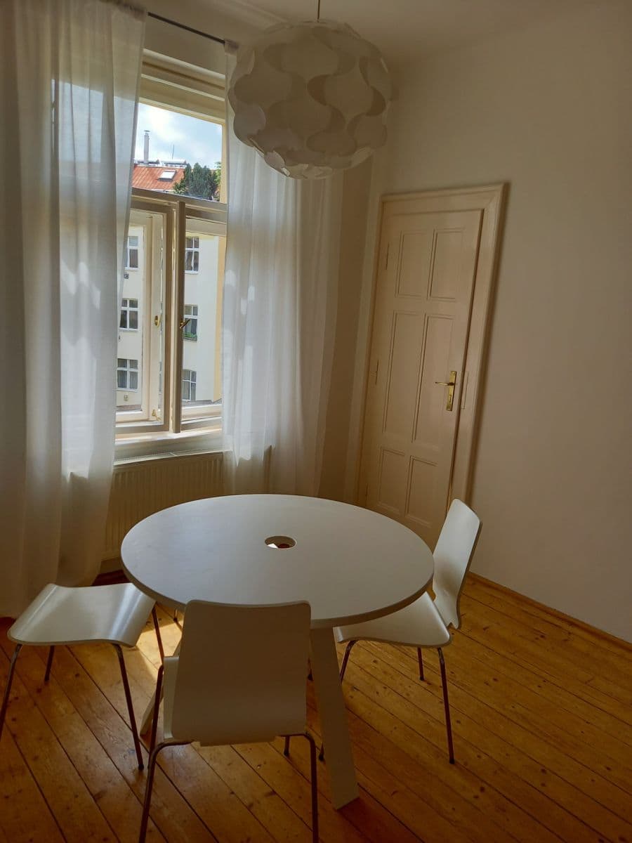 Prenájom bytu 2-izbový 45 m², Rejskova, Praha, Praha Prenájom bytu 2-izbový 45 m², Rejskova, Praha, Praha