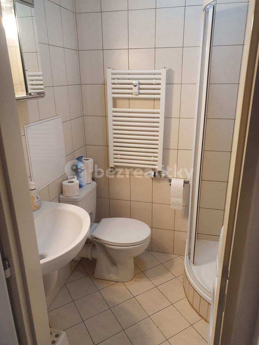 Prenájom bytu 1-izbový 39 m², Spořická, Praha, Praha Prenájom bytu 1-izbový 39 m², Spořická, Praha, Praha
