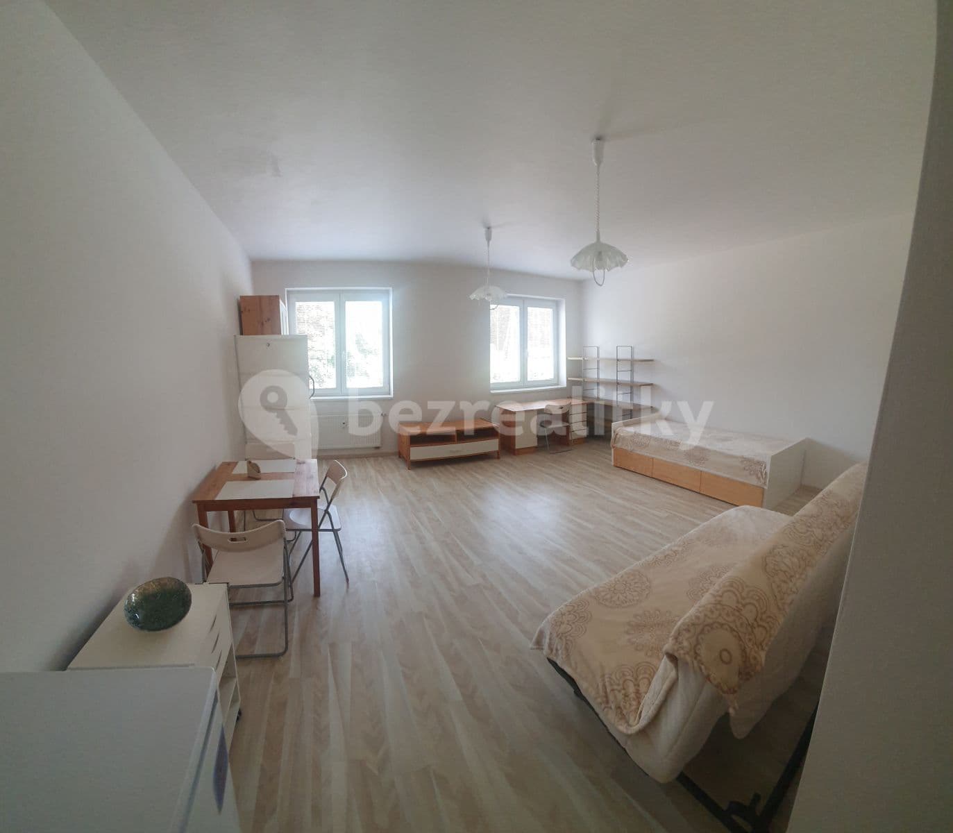 Prenájom bytu 1-izbový 39 m², Spořická, Praha, Praha Prenájom bytu 1-izbový 39 m², Spořická, Praha, Praha