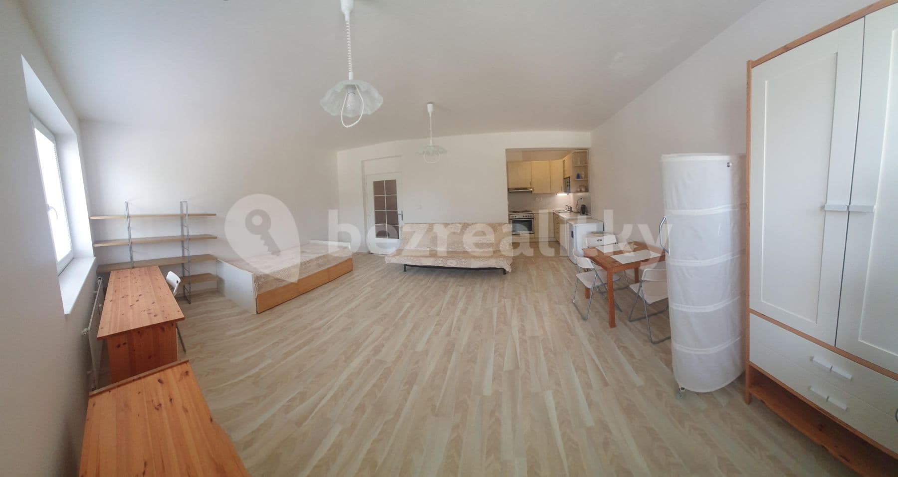 Prenájom bytu 1-izbový 39 m², Spořická, Praha, Praha Prenájom bytu 1-izbový 39 m², Spořická, Praha, Praha