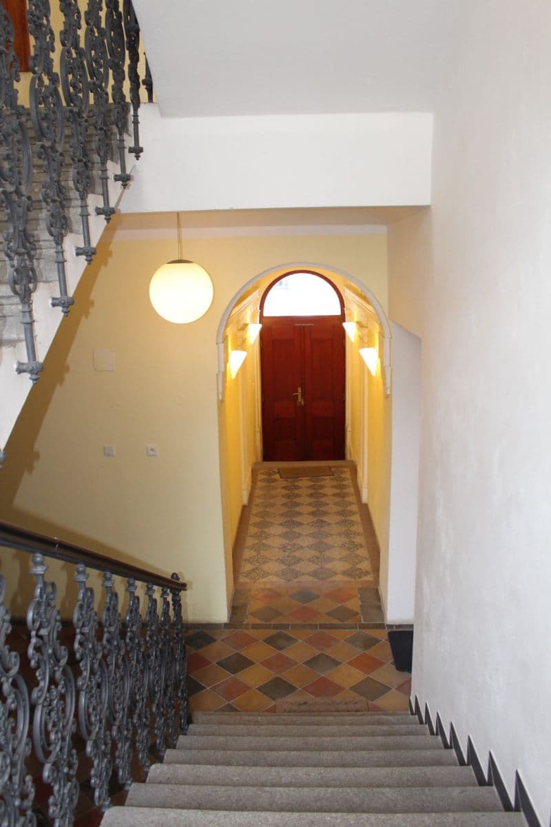 Prenájom bytu 1-izbový 36 m², Lupáčova, Praha, Praha Prenájom bytu 1-izbový 36 m², Lupáčova, Praha, Praha