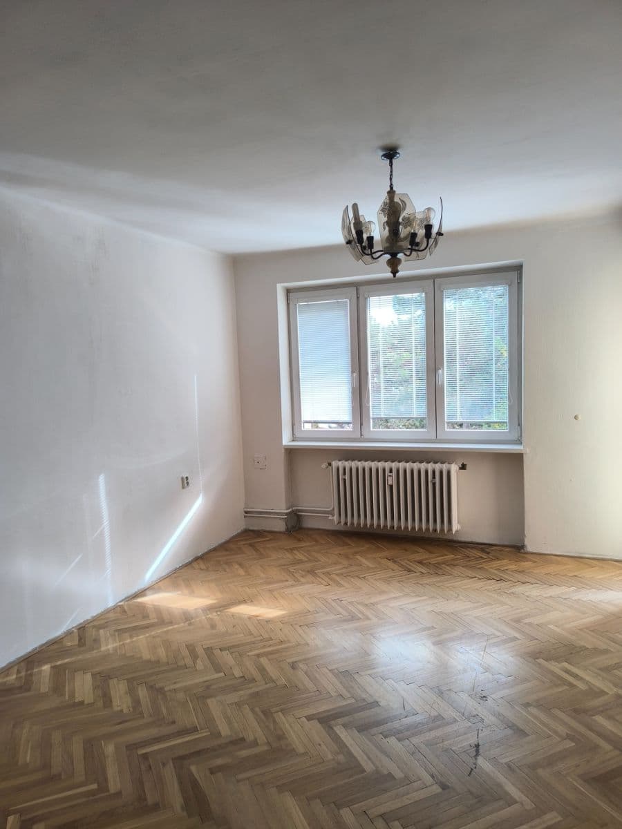 Prenájom bytu 3-izbový 68 m², Kralupská, Brandýs nad Labem-Stará Boleslav, Středočeský kraj Prenájom bytu 3-izbový 68 m², Kralupská, Brandýs nad Labem-Stará Boleslav, Středočeský kraj