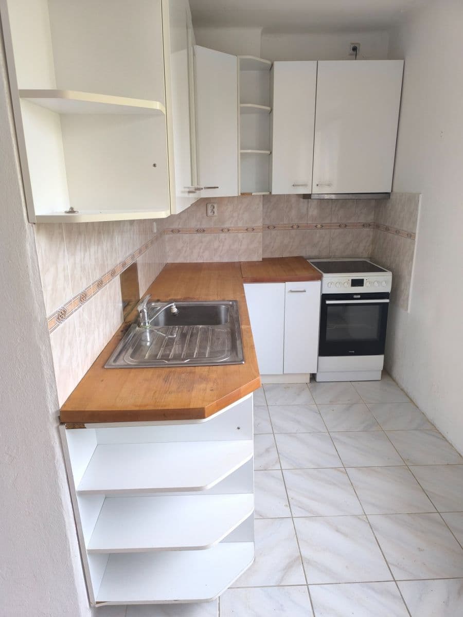 Prenájom bytu 3-izbový 68 m², Kralupská, Brandýs nad Labem-Stará Boleslav, Středočeský kraj Prenájom bytu 3-izbový 68 m², Kralupská, Brandýs nad Labem-Stará Boleslav, Středočeský kraj