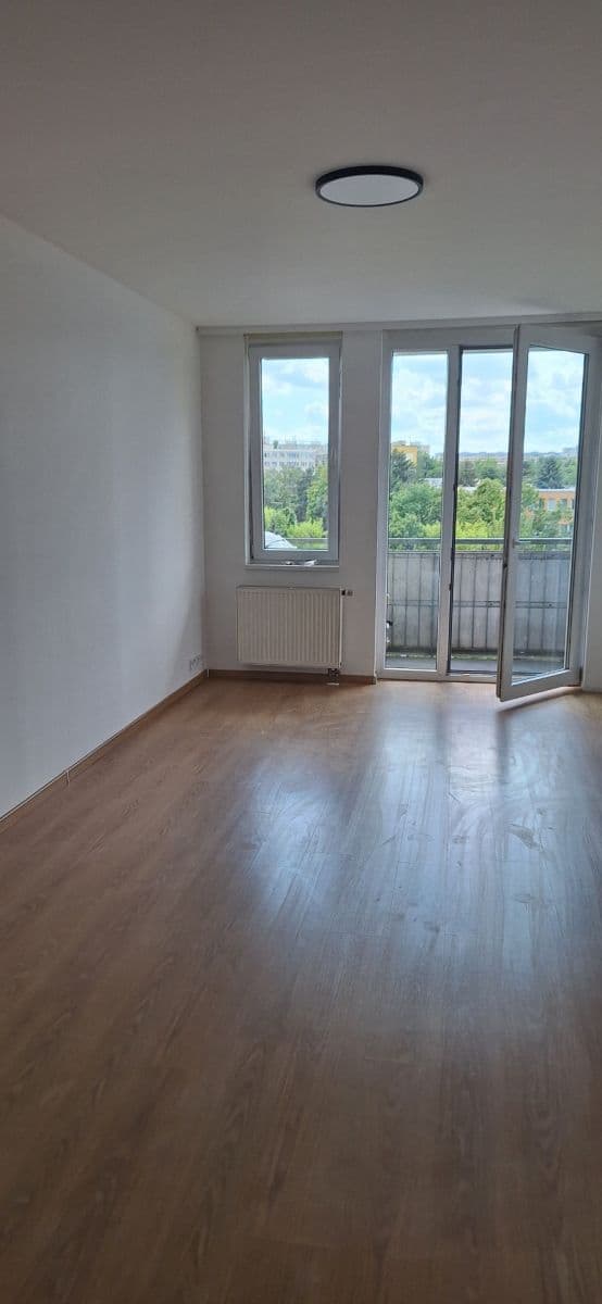 Prenájom bytu 2-izbový 58 m², Bechlínská, Praha, Praha Prenájom bytu 2-izbový 58 m², Bechlínská, Praha, Praha