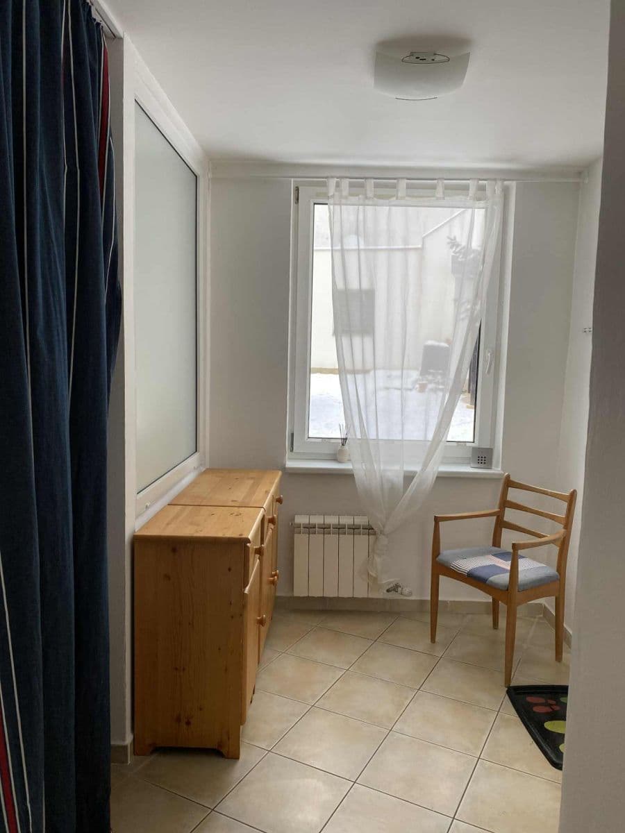 Prenájom bytu 1-izbový 50 m², Sokolská, Zlín, Zlínský kraj Prenájom bytu 1-izbový 50 m², Sokolská, Zlín, Zlínský kraj