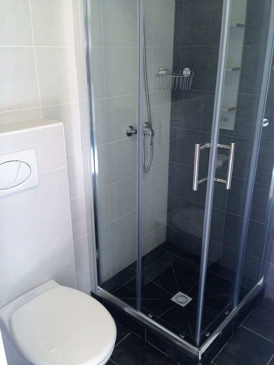 Prenájom bytu Garsoniéra 20 m², Moskevská, Praha, Praha Prenájom bytu Garsoniéra 20 m², Moskevská, Praha, Praha