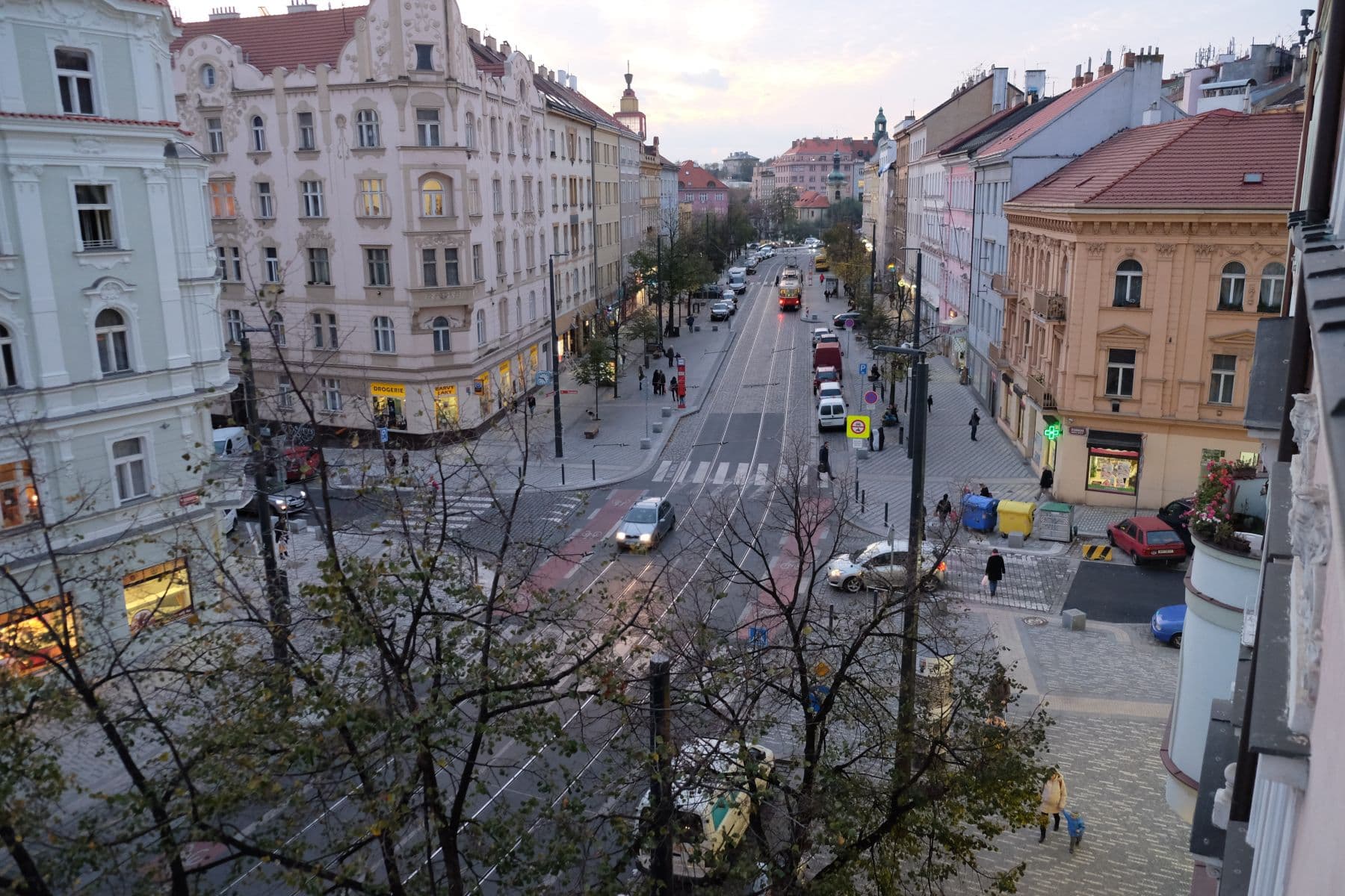 Prenájom bytu Garsoniéra 20 m², Moskevská, Praha, Praha Prenájom bytu Garsoniéra 20 m², Moskevská, Praha, Praha