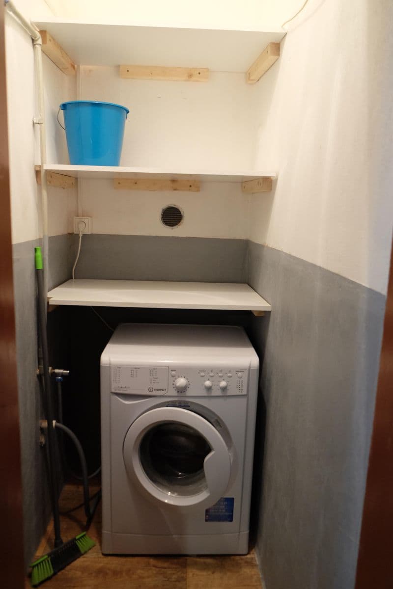 Prenájom bytu Garsoniéra 20 m², Moskevská, Praha, Praha Prenájom bytu Garsoniéra 20 m², Moskevská, Praha, Praha