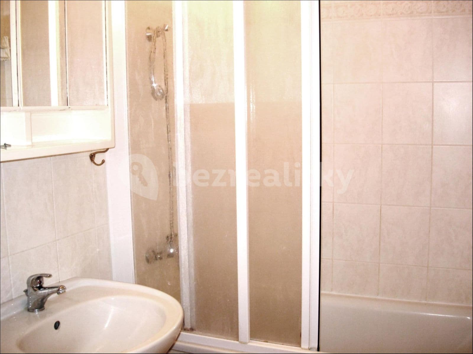 Prenájom bytu 1-izbový 35 m², Houdova, Praha, Praha Prenájom bytu 1-izbový 35 m², Houdova, Praha, Praha
