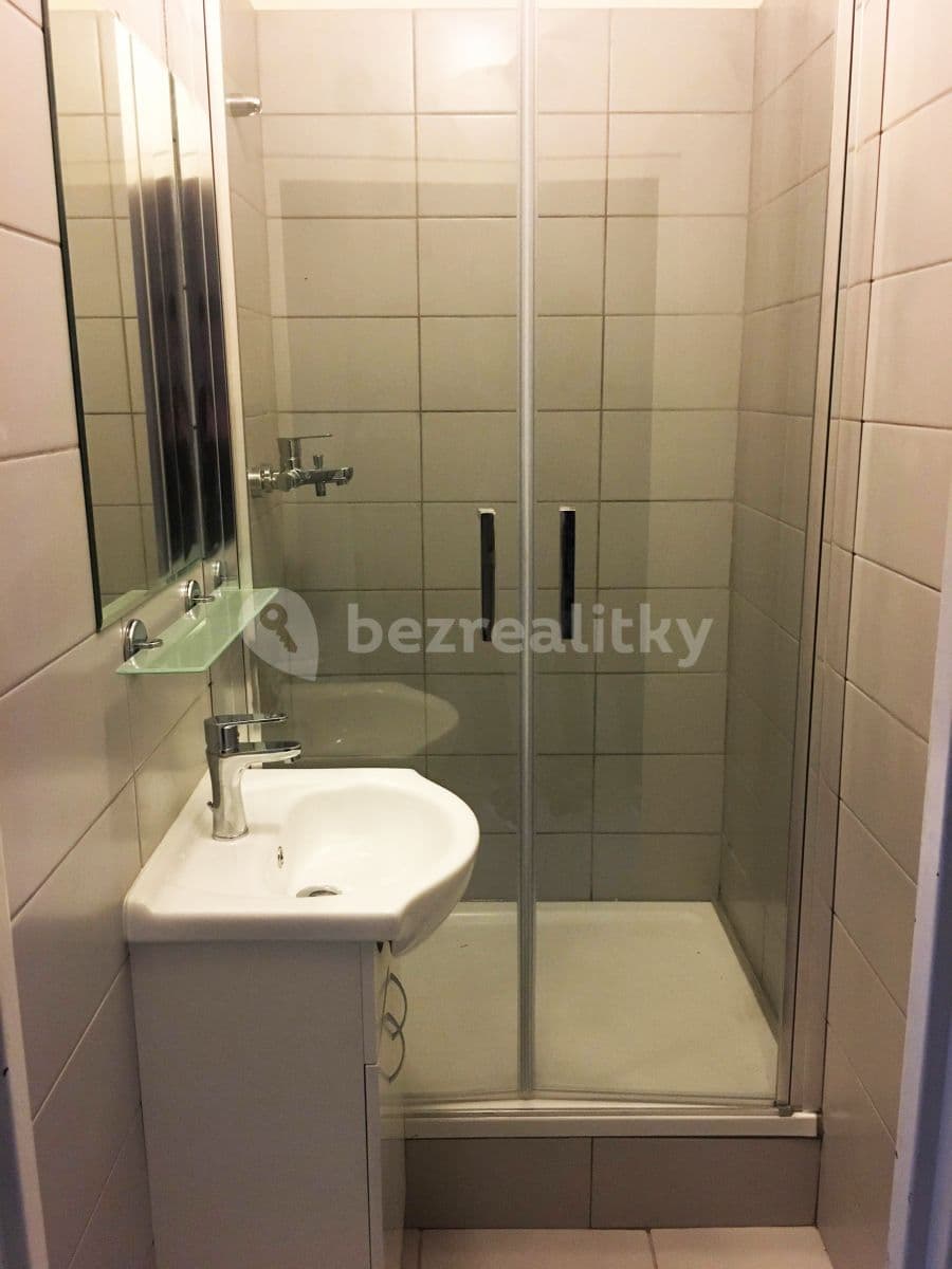 Prenájom bytu 1-izbový 27 m², Jahodová, Praha, Praha Prenájom bytu 1-izbový 27 m², Jahodová, Praha, Praha