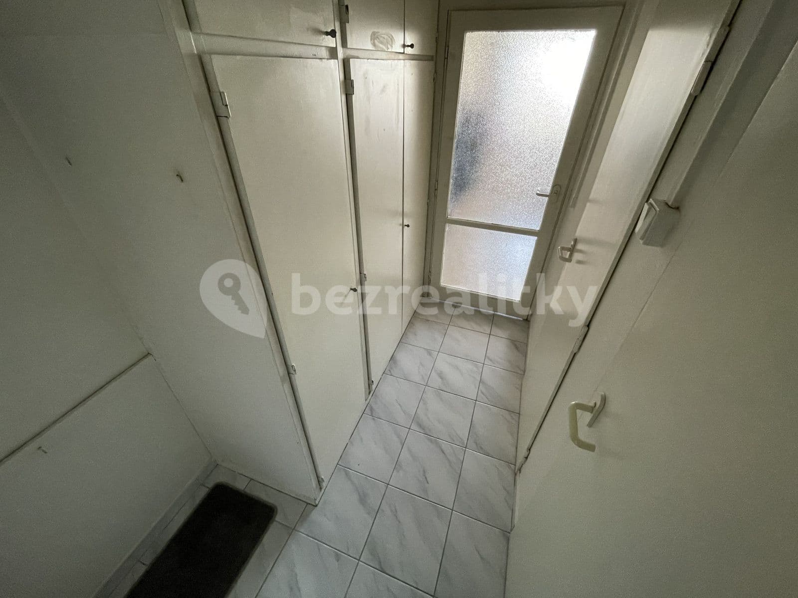 Prenájom bytu 1-izbový 27 m², Jahodová, Praha, Praha Prenájom bytu 1-izbový 27 m², Jahodová, Praha, Praha