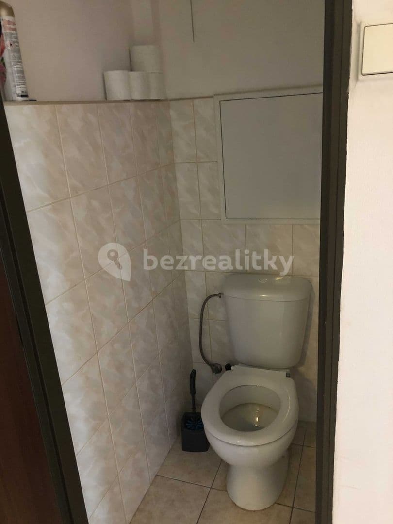 Prenájom bytu 3-izbový 70 m², Křejpského, Praha, Praha Prenájom bytu 3-izbový 70 m², Křejpského, Praha, Praha