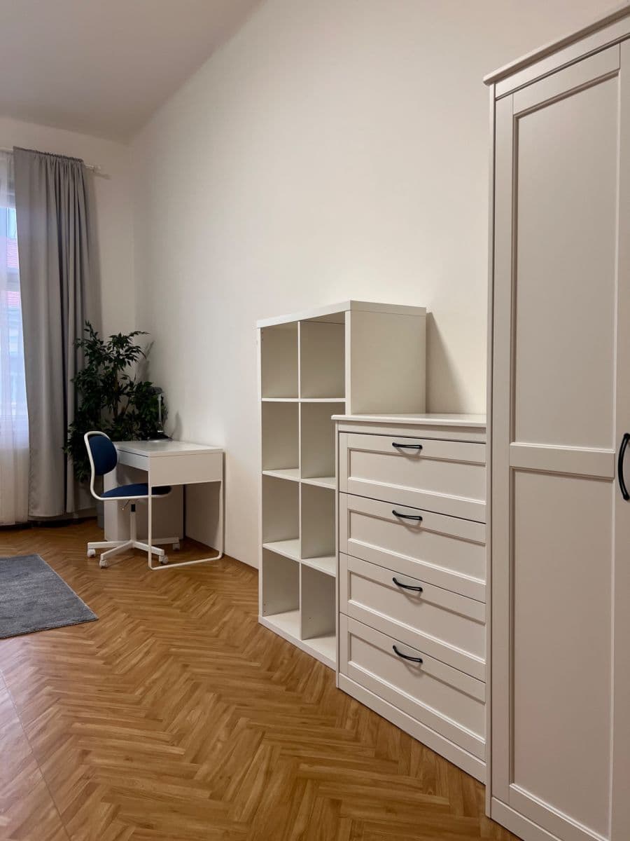 Prenájom bytu 2-izbový 72 m², Muchova, Praha, Praha Prenájom bytu 2-izbový 72 m², Muchova, Praha, Praha