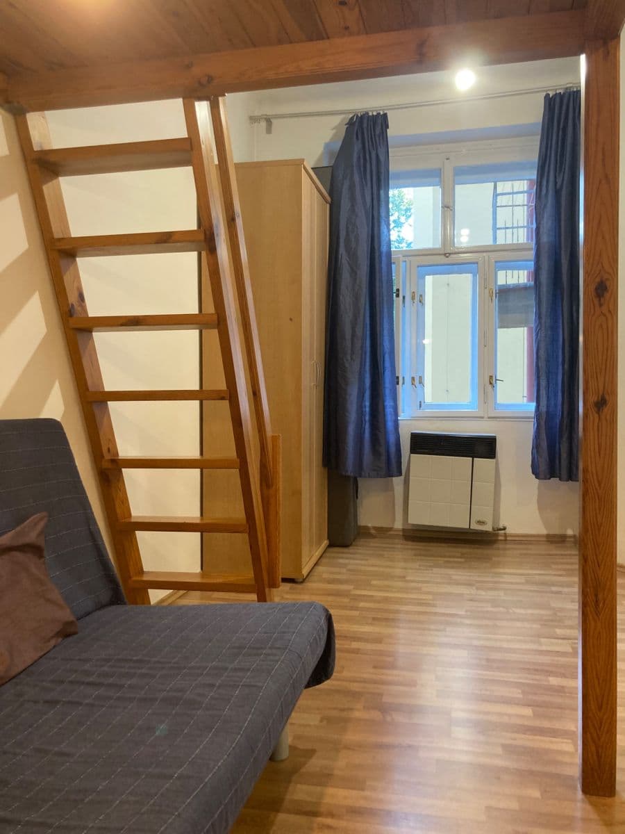 Prenájom bytu Garsoniéra 22 m², Žerotínova, Praha, Praha Prenájom bytu Garsoniéra 22 m², Žerotínova, Praha, Praha