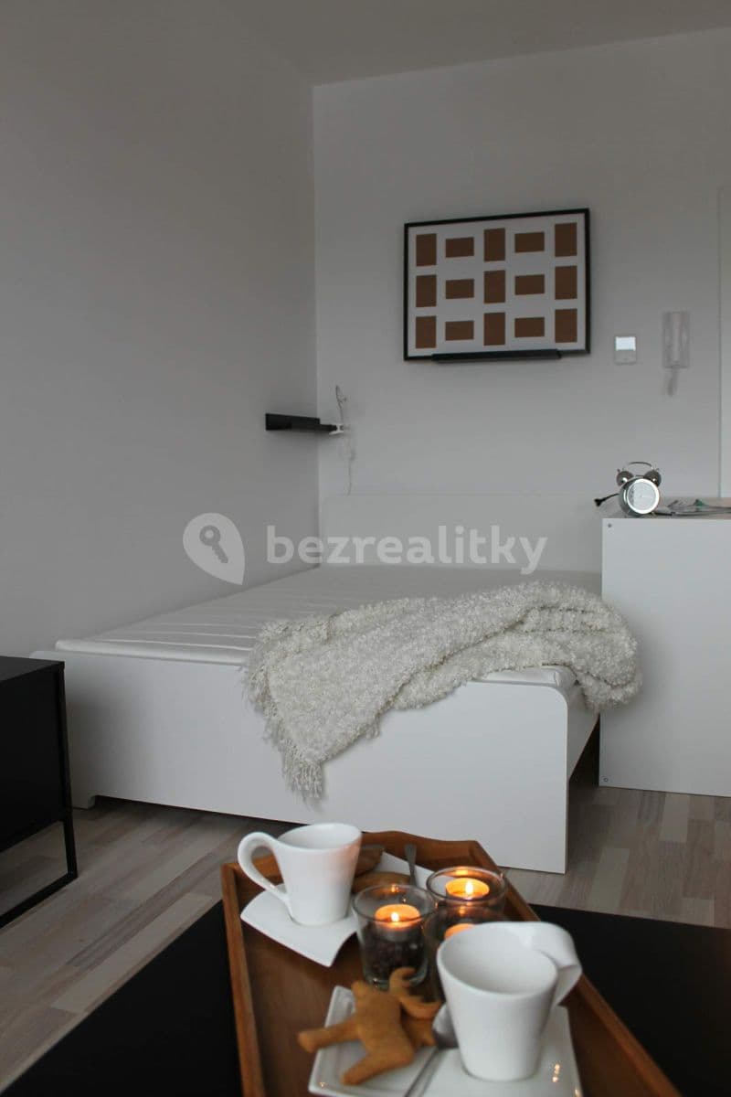 Prenájom bytu 1-izbový 47 m², Kigginsova, Brno, Jihomoravský kraj Prenájom bytu 1-izbový 47 m², Kigginsova, Brno, Jihomoravský kraj
