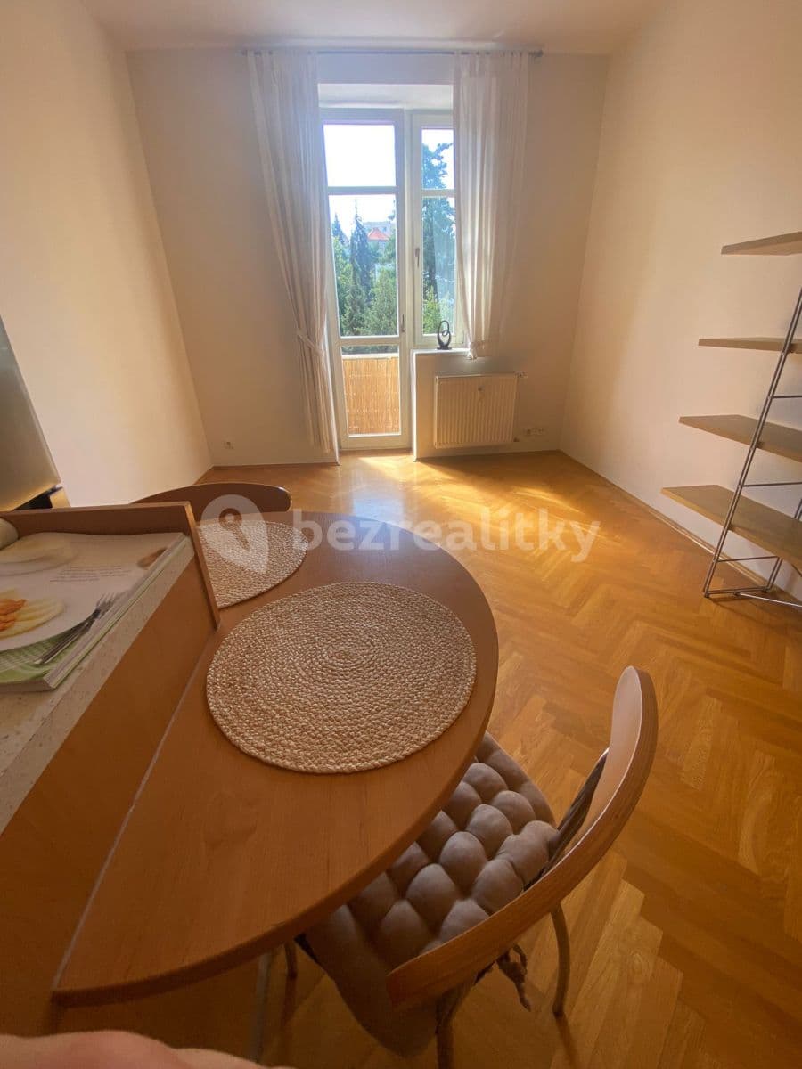Prenájom bytu 2-izbový 44 m², Levá, Praha, Praha Prenájom bytu 2-izbový 44 m², Levá, Praha, Praha