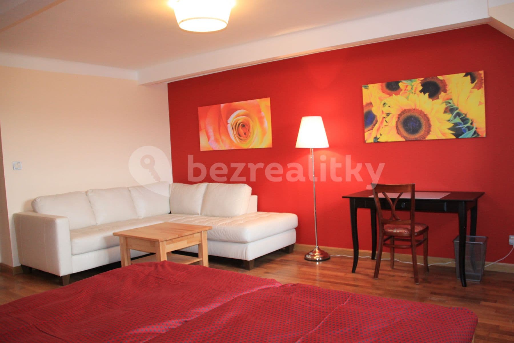 Prenájom bytu 1-izbový 45 m², Kyjevská, Praha, Praha Prenájom bytu 1-izbový 45 m², Kyjevská, Praha, Praha