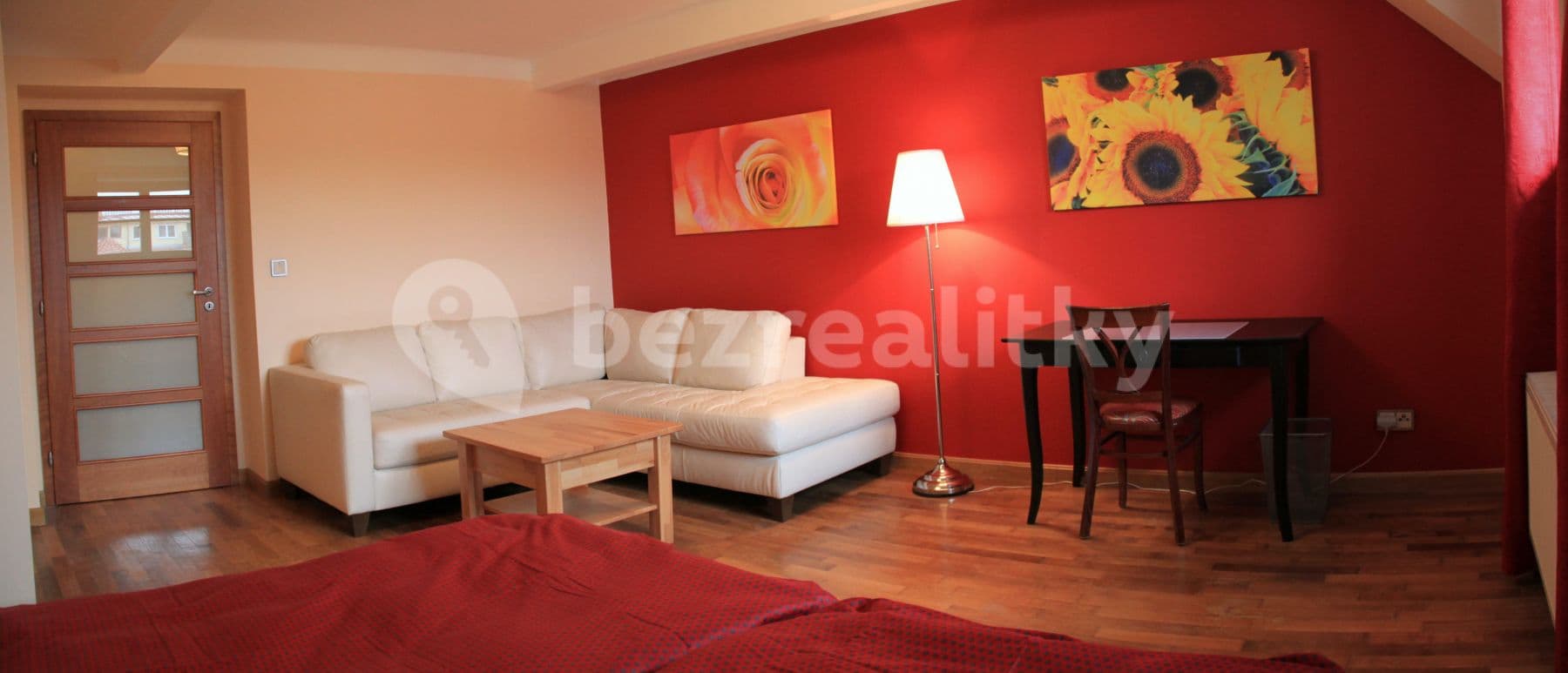 Prenájom bytu 1-izbový 45 m², Kyjevská, Praha, Praha Prenájom bytu 1-izbový 45 m², Kyjevská, Praha, Praha