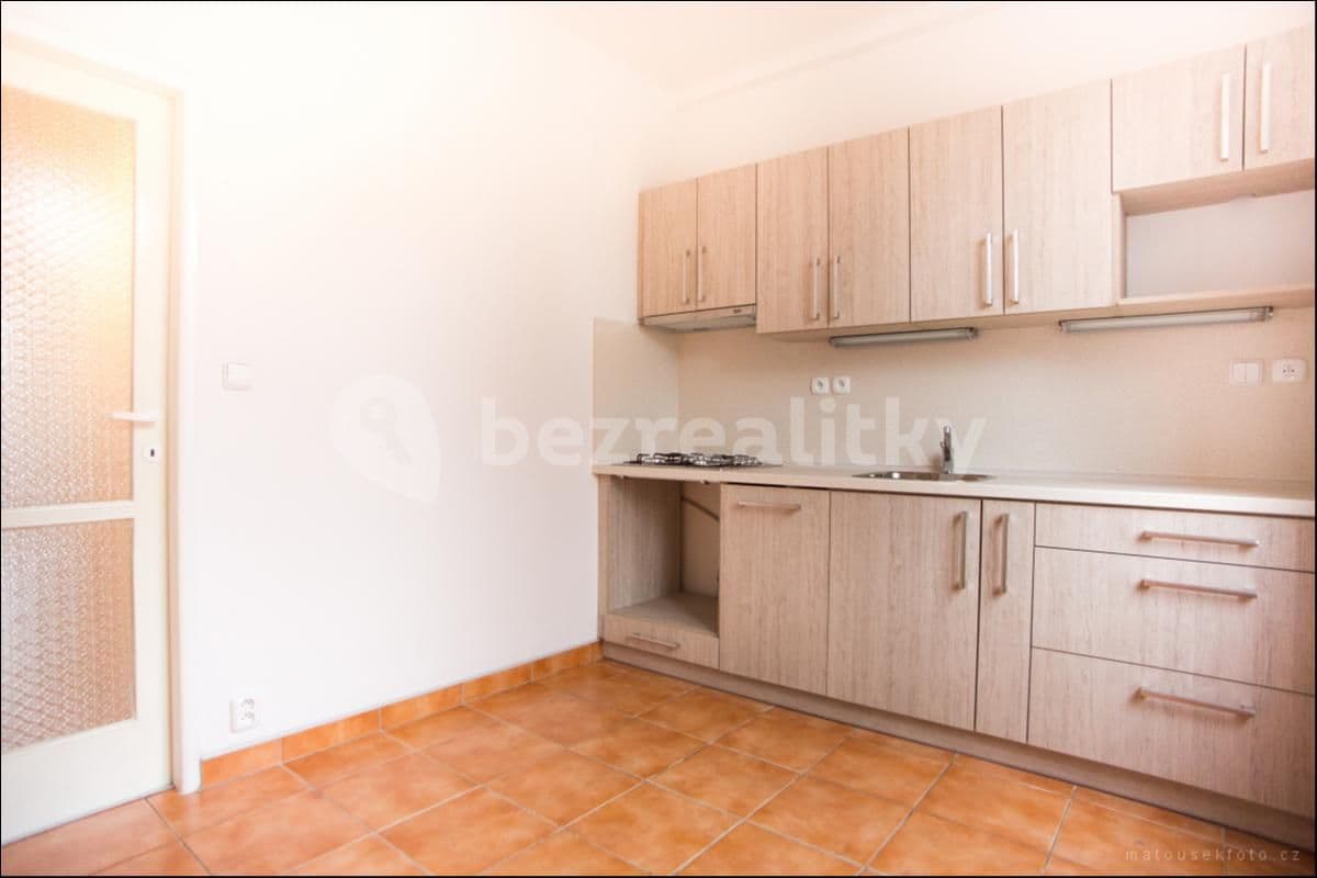 Prenájom bytu 1-izbový 39 m², Nučická, Praha, Praha Prenájom bytu 1-izbový 39 m², Nučická, Praha, Praha