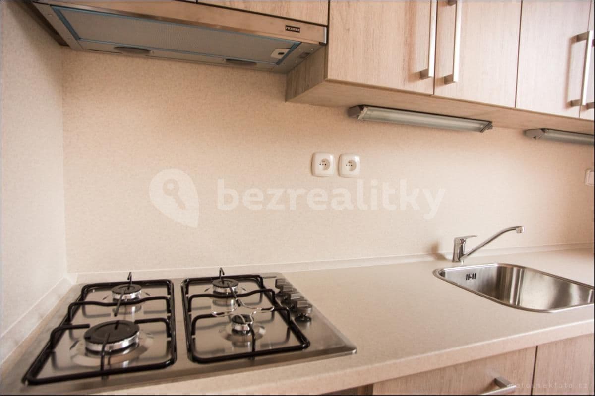 Prenájom bytu 1-izbový 39 m², Nučická, Praha, Praha Prenájom bytu 1-izbový 39 m², Nučická, Praha, Praha