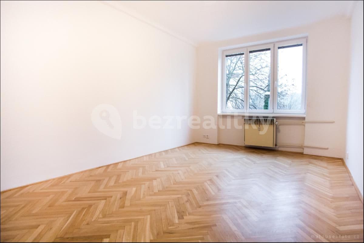 Prenájom bytu 1-izbový 39 m², Nučická, Praha, Praha Prenájom bytu 1-izbový 39 m², Nučická, Praha, Praha