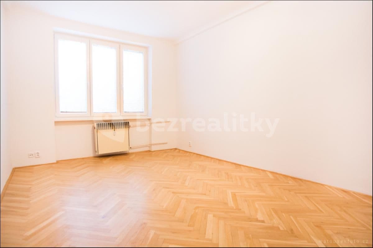 Prenájom bytu 1-izbový 39 m², Nučická, Praha, Praha Prenájom bytu 1-izbový 39 m², Nučická, Praha, Praha