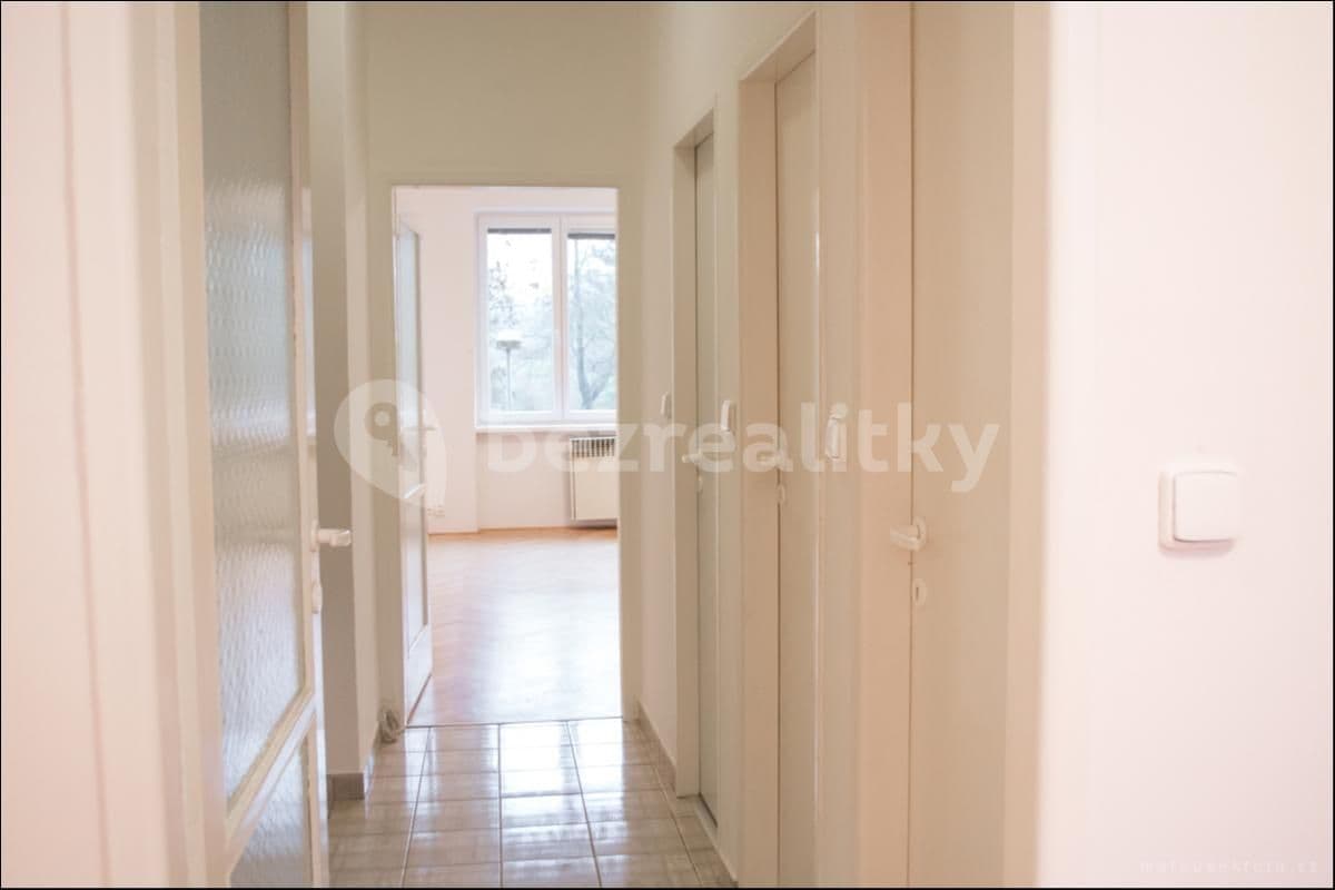 Prenájom bytu 1-izbový 39 m², Nučická, Praha, Praha Prenájom bytu 1-izbový 39 m², Nučická, Praha, Praha
