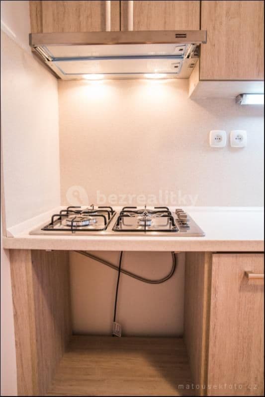 Prenájom bytu 1-izbový 39 m², Nučická, Praha, Praha Prenájom bytu 1-izbový 39 m², Nučická, Praha, Praha