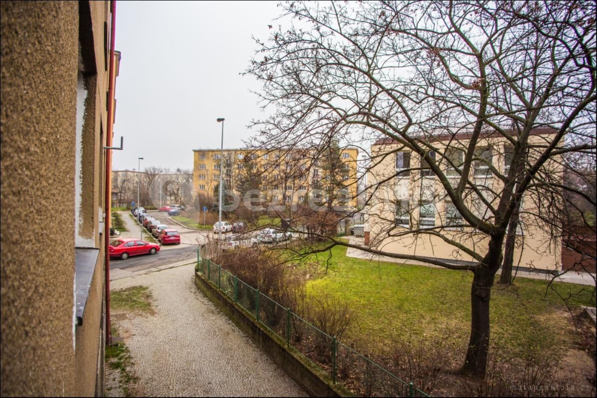 Prenájom bytu 1-izbový 39 m², Nučická, Praha, Praha Prenájom bytu 1-izbový 39 m², Nučická, Praha, Praha