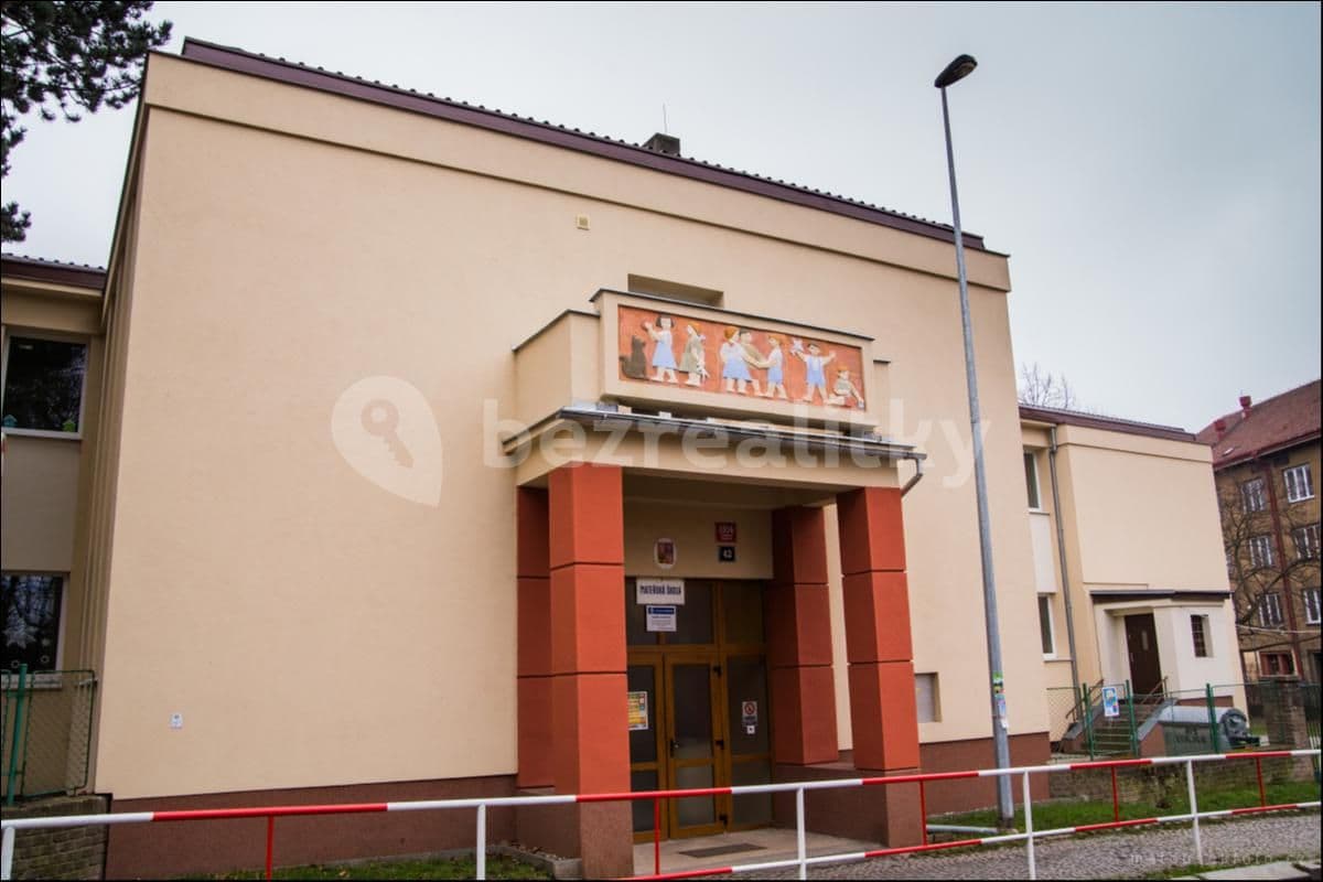 Prenájom bytu 1-izbový 39 m², Nučická, Praha, Praha Prenájom bytu 1-izbový 39 m², Nučická, Praha, Praha